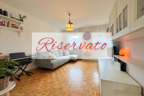 Riservato pentalocale panoramico